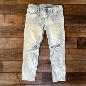 American Eagle size 8 bleached distressed jegging crop New